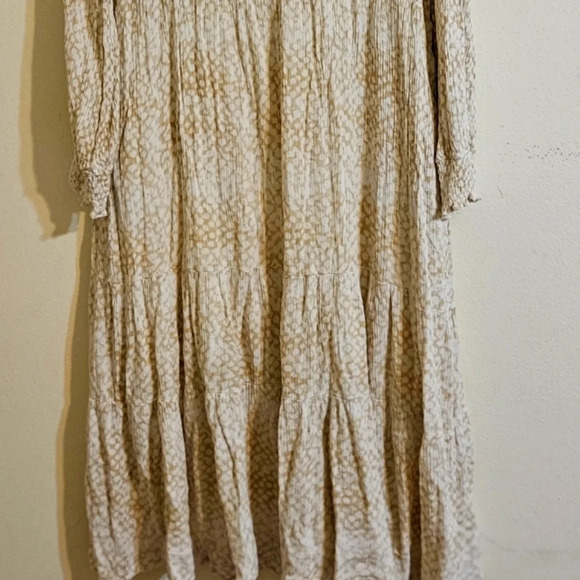 Calista Patterned Dress - Picture 8 of 8